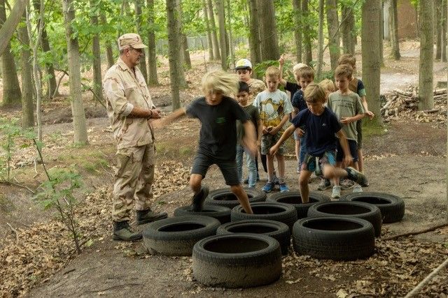 Kindersurvivaldag in Museum Bevrijdende Vleugels