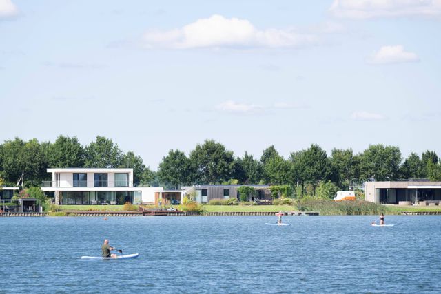 Strand Nijstad suppen Hoogeveen water