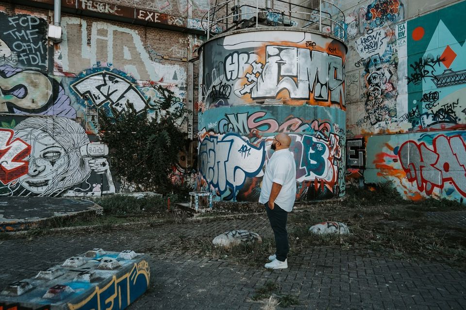 local Moon for graffiti wall