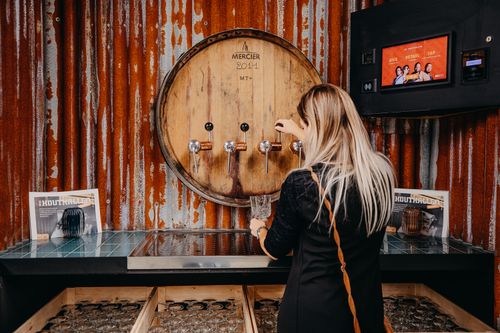 Borrelen bij de houthallen oude galvanitas fabriek