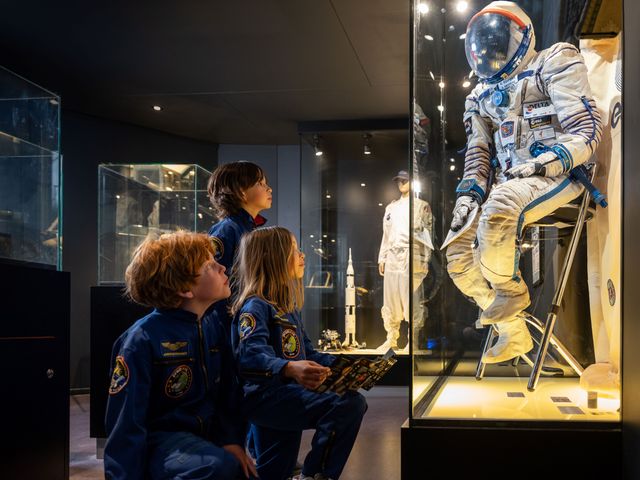 Space Expo Noordwijk ,  speurspel astronaut , museum kinderen