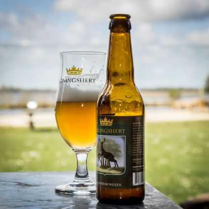 Het eerste bier van de brouwerij