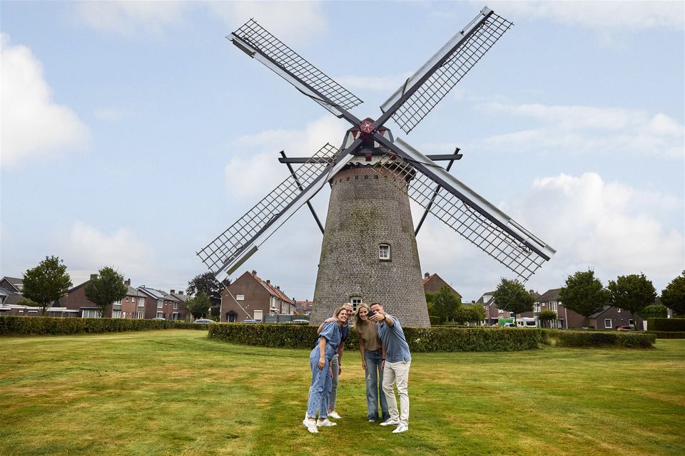 Selfie bij de graanmolen in Hapert