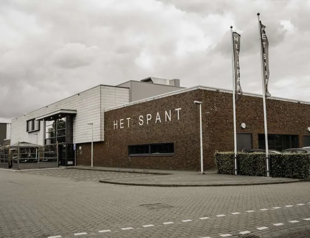 De voorzijde van Het Spant Ameide