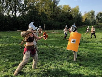 Gladiatorengevecht tijdens een voorstelling over de Bataafse Opstand