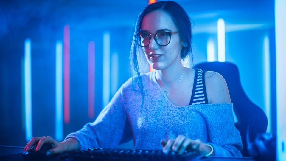 Alle ICT-specialisten samen op één plek. Dat is DGTL District Flevoland.  Een baanbrekende samenwerking tussen innovatie en educatie. We noemen het ook wel: the future. Maak jij al onderdeel uit van de toekomst? DGTL District investeert in persoonlijke groei en carrièremogelijkheden. Samen laten zij zien dat Flevoland barst van de toffe ICT-bedrijven.