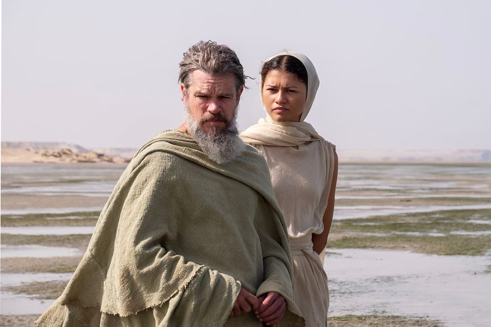 Athena en Odysseus staan naast elkaar
