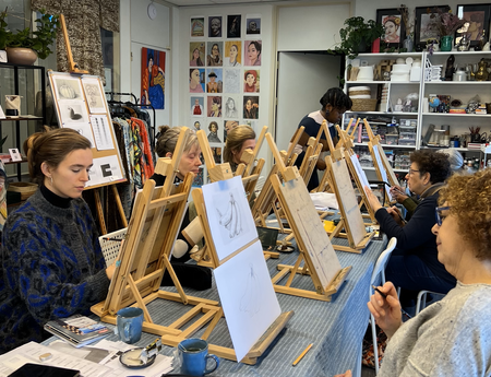 Luna Nguyen Atelier art class for adults