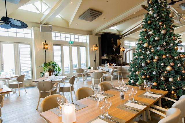 Christmas - Breakers Beach House