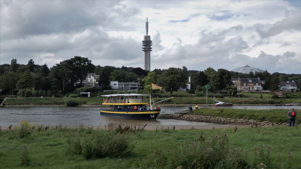 De Blauwe Bever aangemeerd bij de Meinerswijk Arnhem