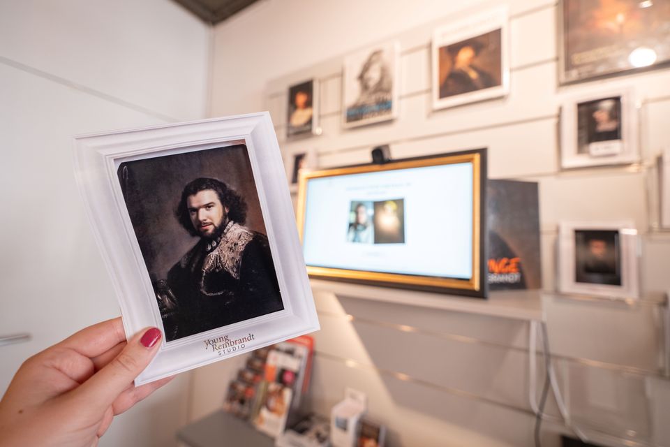 Young Rembrandt Studio Portret