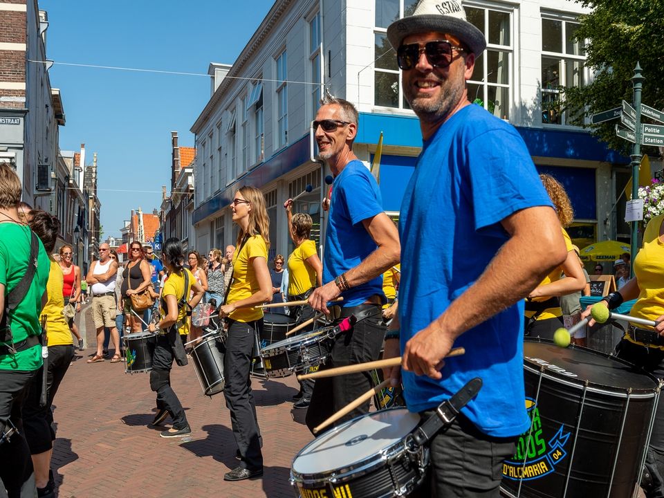 Een momentopname tijdens een eerdere editie van het Harlinger Sambafestival.
