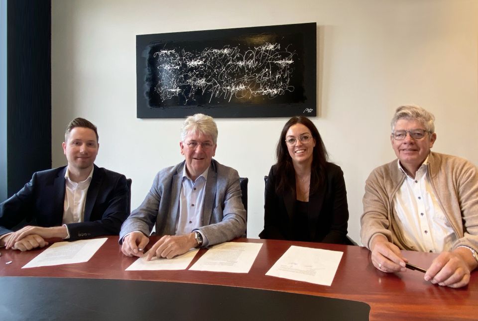 Het bestuur van de nieuwe stichting Stichting Matthäus Passion Maassluis. V.l.n.r. Erik Ammerlaan, Edo Haan, Gerjanne van Daalen en Gijs van Eijsden.