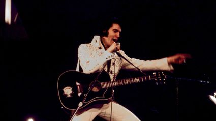 Film - EPiC: Elvis Presley in  Concert