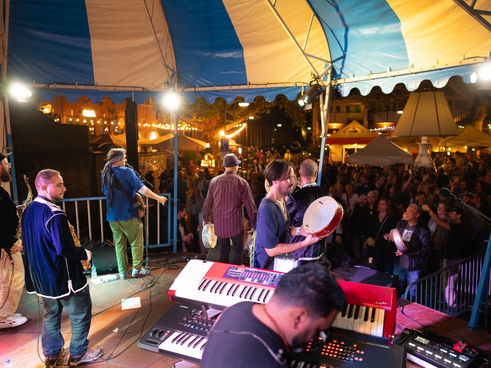 Tent op Doelenplein Delft Jazz