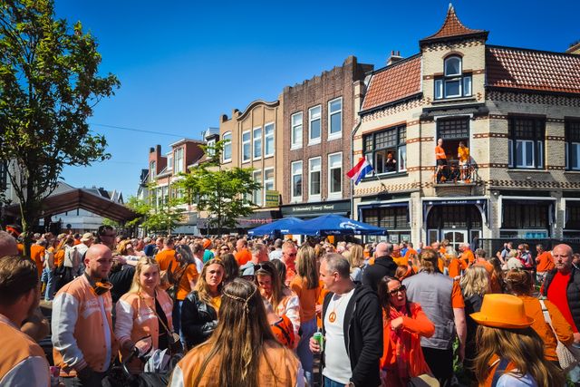 Vier Koningsdag in Bussum