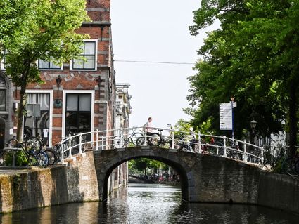 Brug bij hotel royal bridges in Delft