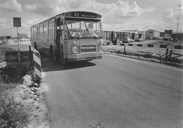 1980 - Gescheiden busbaan