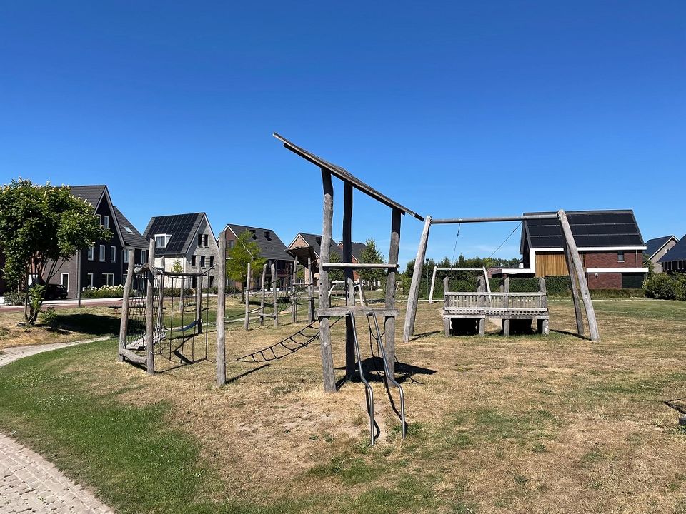Speeltuin in de wijk Dijkstraten
