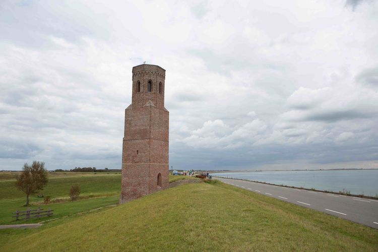 Op-Schouwen-Duiveland-fietsroute-haven-tot-haven-Plompe Toren @CBoogaardfotografie