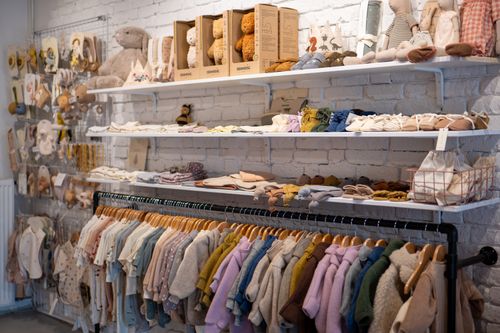 Artikelen in de winkel van Pearls & Swines.