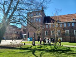 Stadswandeling door Eindhoven met een gids