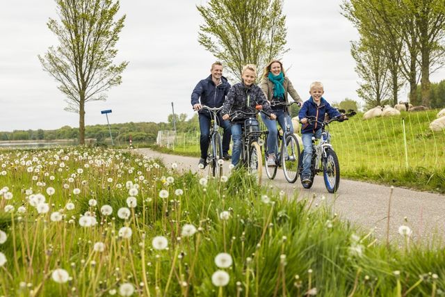 Almere fietsen VVV Visit  Routes Fietsroutes