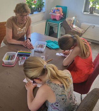 Workshop: boekenlegger maken en gedicht schrijven (8+)