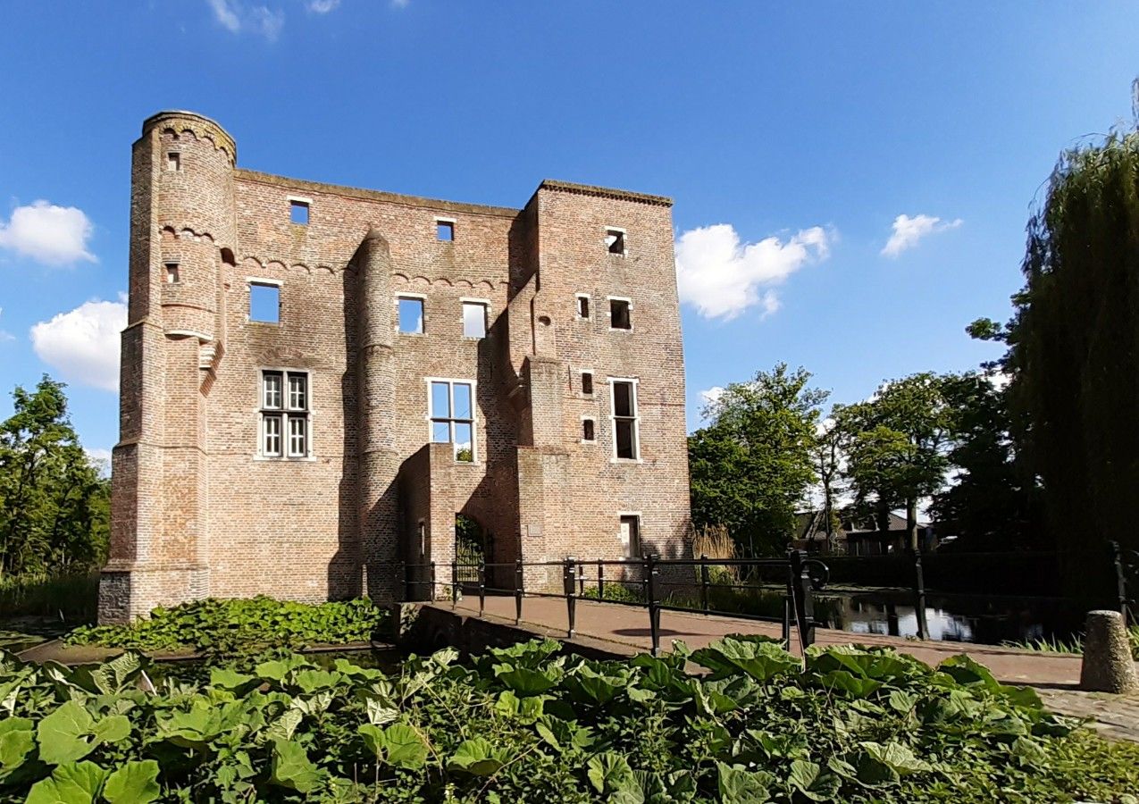 Haageind castle grounds Deurne