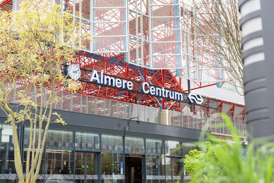 Station Almere Centrum
