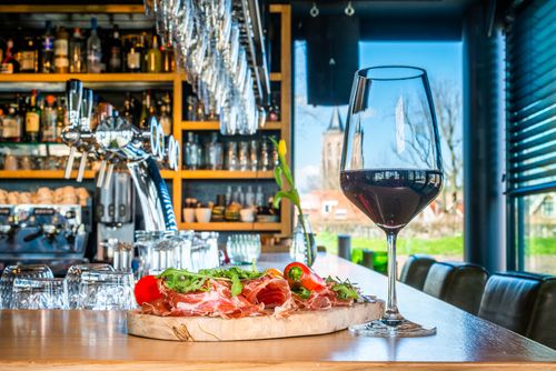 De leukste plek voor een goed glas, top gastronomie en gezelligheid!