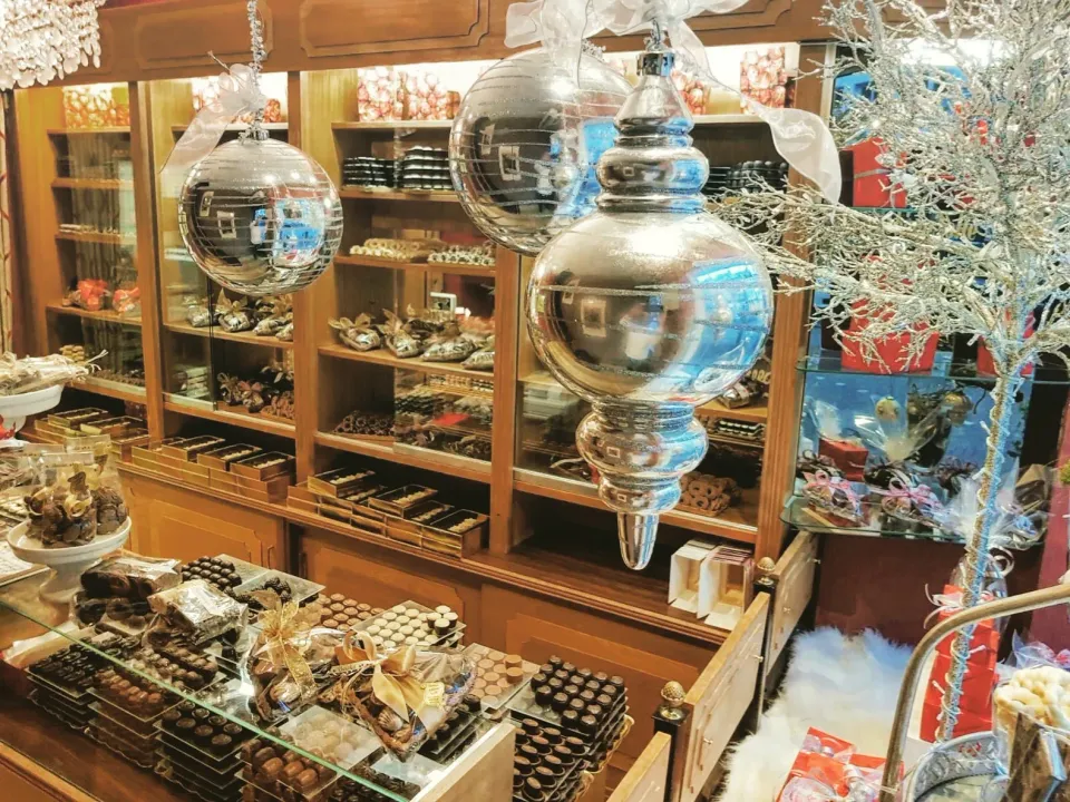 Chocolaterie Abbing Maastricht interieur kerst
