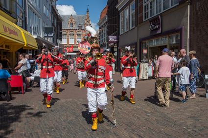 Introsjoklu Lutkewierum treedt op zaterdag op in Sneekweek in centrum Sneek