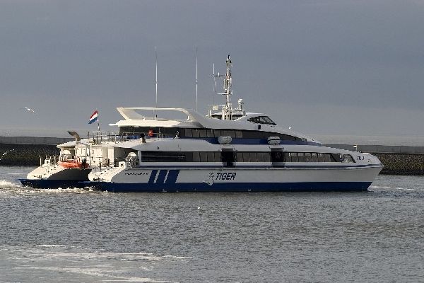 De Tiger bij vertrek.