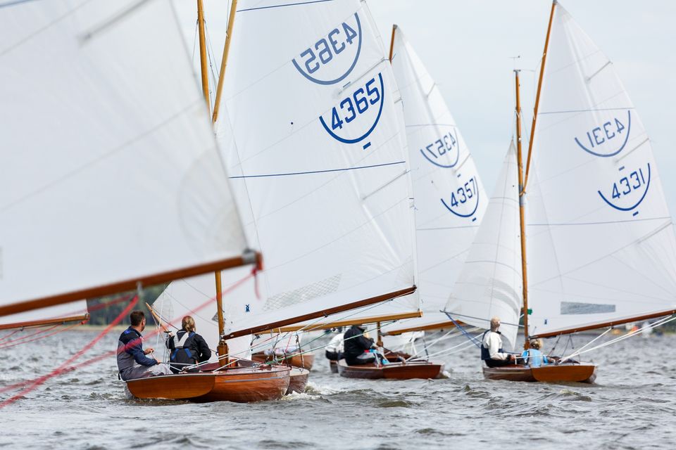 zeilers op het sneekermeer