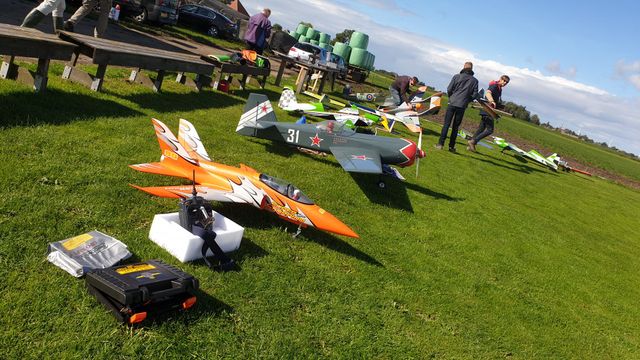 Kom gezellig een keer langs en maak kennis met modelvliegen.