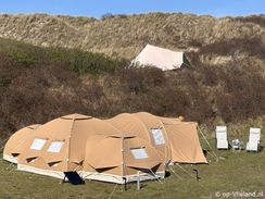 2-5 persoons designtent op 50 meter van zee