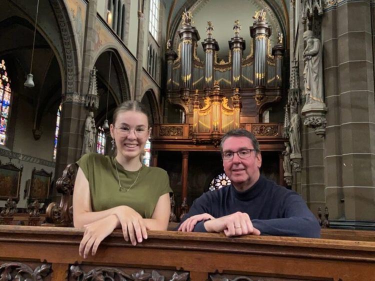 István Eperjesy, orgel en Elise Eperjesy, sopraan