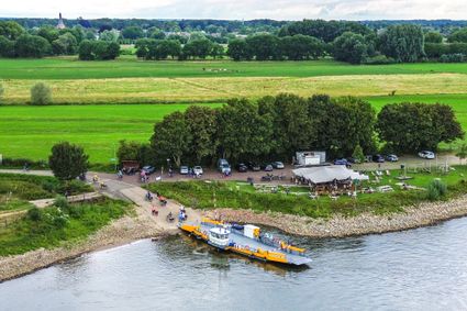 Bronkhorsterveer 2