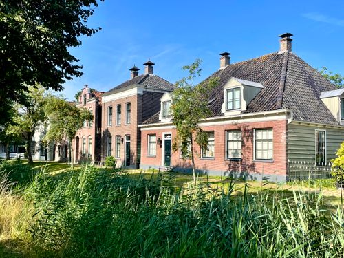 Huizen bij op de Middenweg in De Beemster