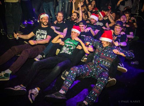 NO BARRIER CHRISTMAS SPECIAL