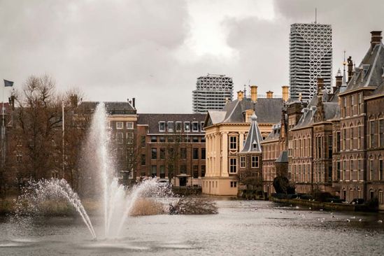 Studium Generale: Van democratie naar emocratie?