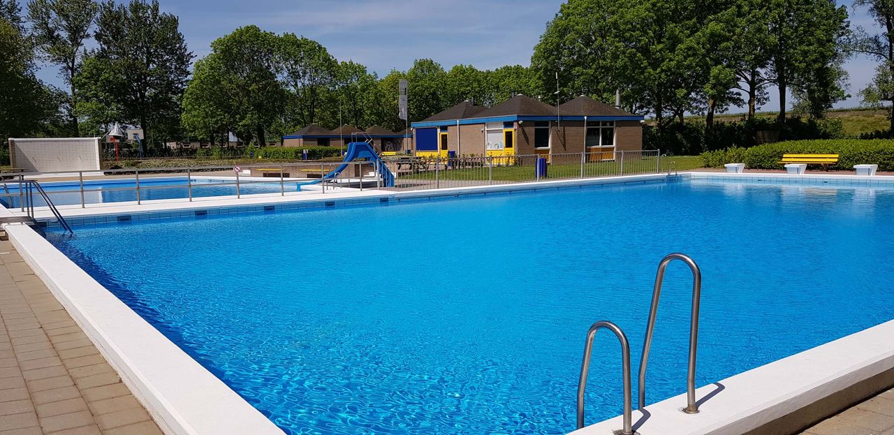 Schwimmbad