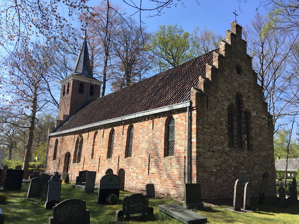 Olterterp Sint Hippolytuskerk met trapgevel