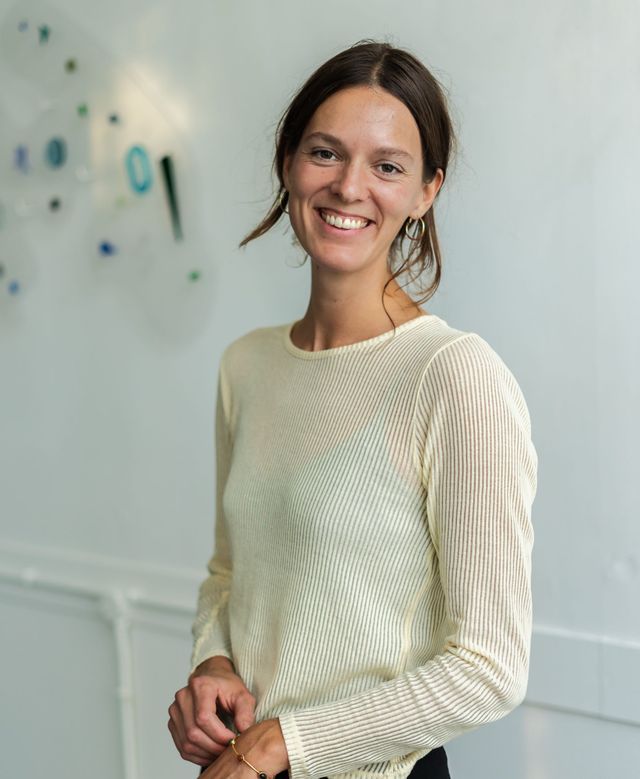 Sanne Vaassen in haar atelier in Maastricht