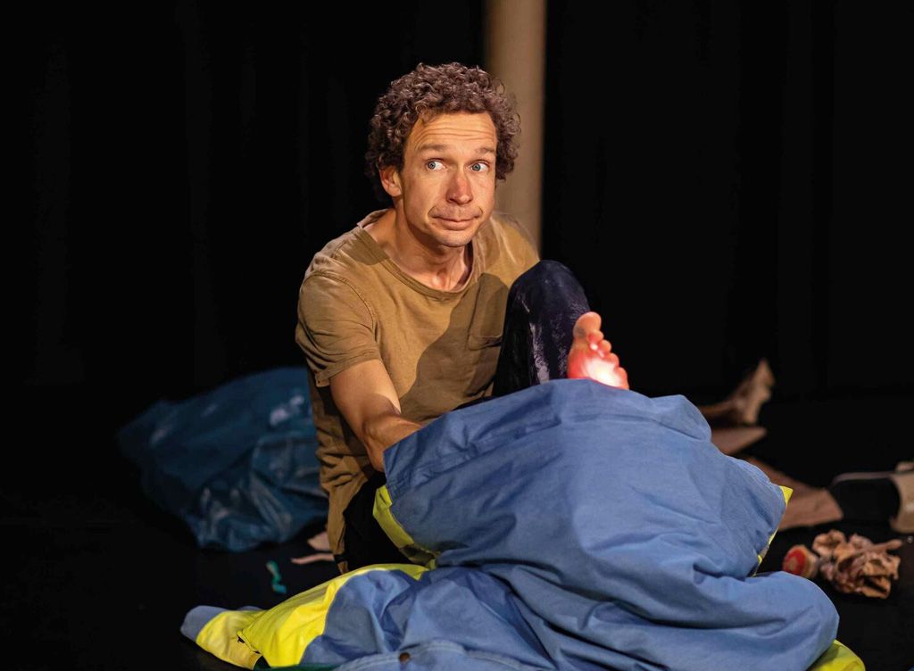 Simone de Jong Company: Jaszak (2+)