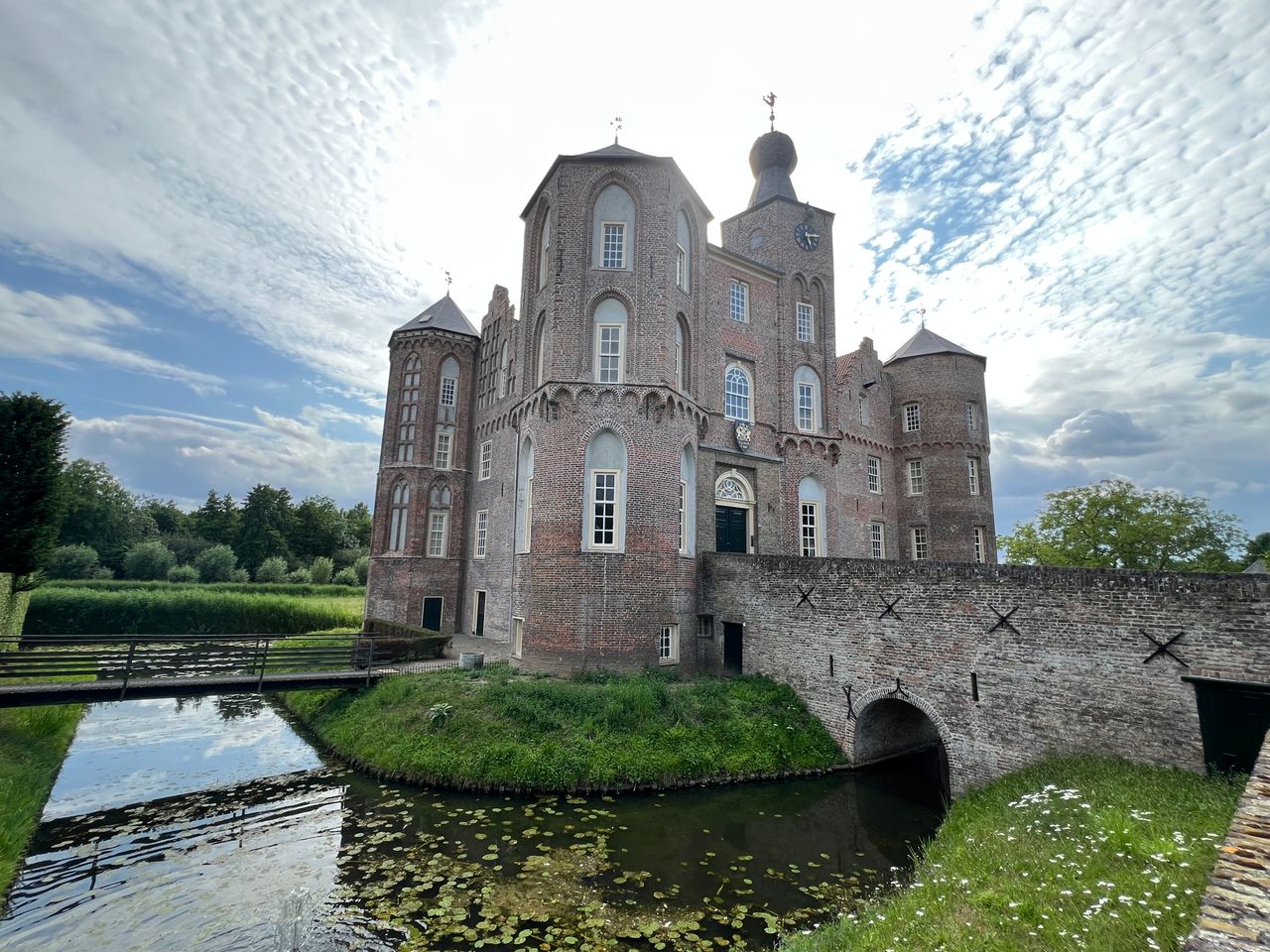 Double concert in Croy Castle Garden