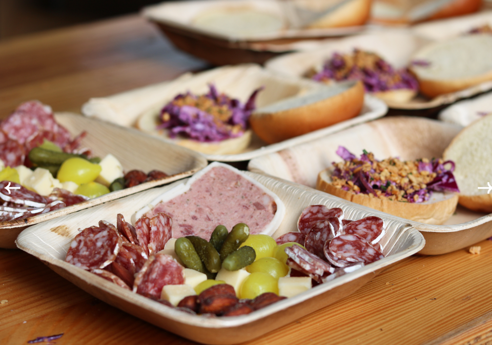 Plateau met vlees bites