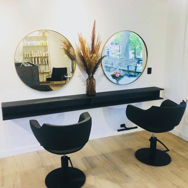 Hairlounge by Kim