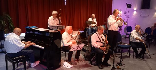 Radiotown Jazzband